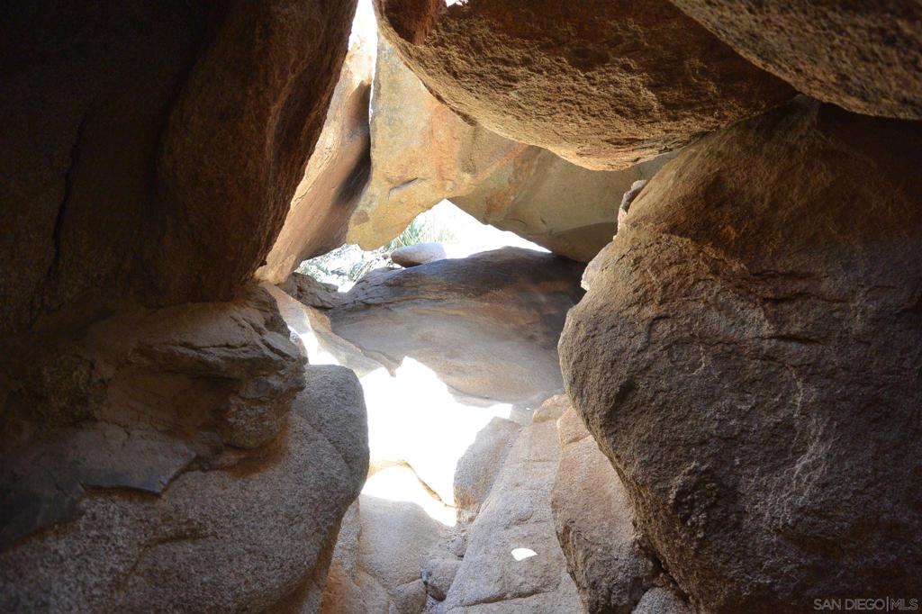 MLS #250037879SD image #27