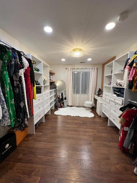 498 Esplanade Lane, San Jose CA: https://media.crmls.org/mediaz/f0d76011-45ae-4df2-b104-00a8f8a4064d.jpg