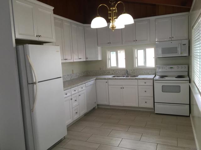 Image 1 of 12 For 14631 Twin Peaks Rd