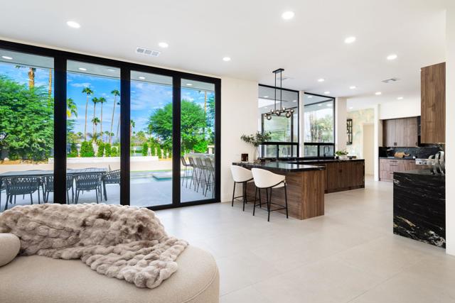 70630 Boothill Rd, Rancho Mirage CA: https://media.crmls.org/mediaz/f0da2cb1-05eb-470a-8cc6-cdb15d3fc039.jpg