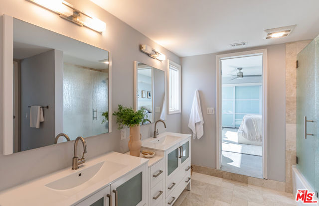 1448 Nathan Lane, Ventura CA: https://media.crmls.org/mediaz/f0daaa46-6944-4f64-84cf-d2ee7df73149.jpg
