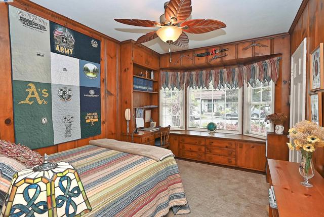 1380 E Juana Ave, San Leandro CA: https://media.crmls.org/mediaz/f0db84cc-f6e7-4d6b-8a30-99e218b6d726.jpg