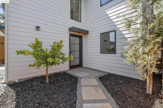 Image 29 of 60 For 2514 Mathews St