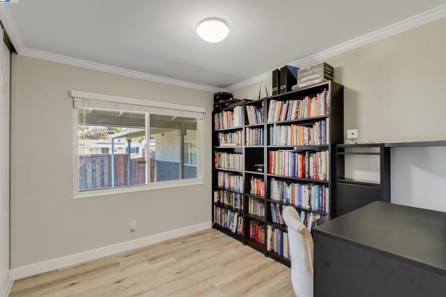 3454 Halifax Way, Concord CA: https://media.crmls.org/mediaz/f0dc6e86-a8ef-4d52-b8aa-03fc14ffeb84.jpg