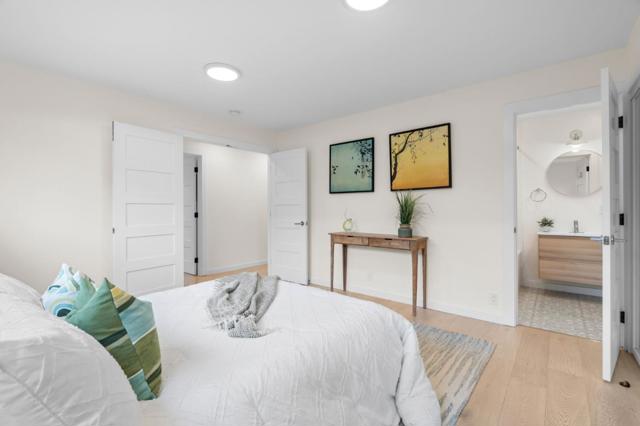 Image 18 of 47 For 261 Los Palmos Way