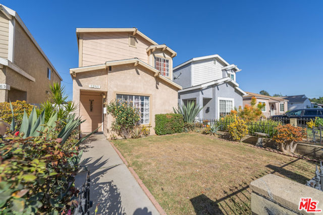 1281 33rd Street, Long Beach, California 90810, 4 Bedrooms Bedrooms, ,2 BathroomsBathrooms,Single Family Residence,For Sale,33rd,24462483