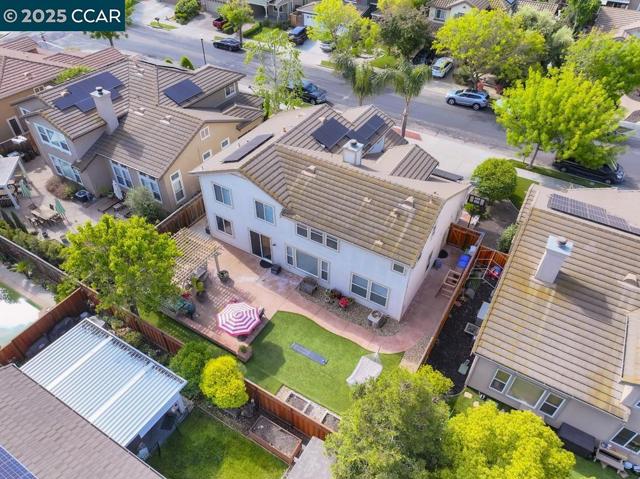 755 Boltzen St, Brentwood CA: https://media.crmls.org/mediaz/f0dddb11-90fc-4497-afd2-d87ca64431a0.jpg