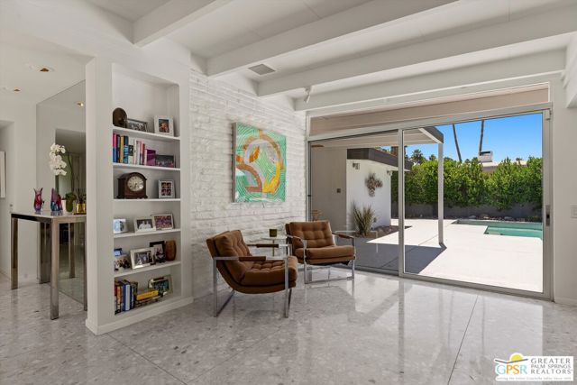 1279 S Driftwood Drive, Palm Springs, CA 92264