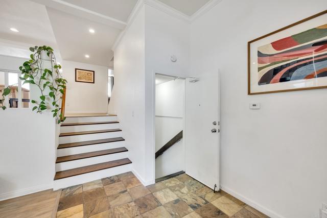 6755 Caminito Del Greco, San Diego CA: https://media.crmls.org/mediaz/f0de252c-97e8-4f68-a771-0f2525b6127c.jpg