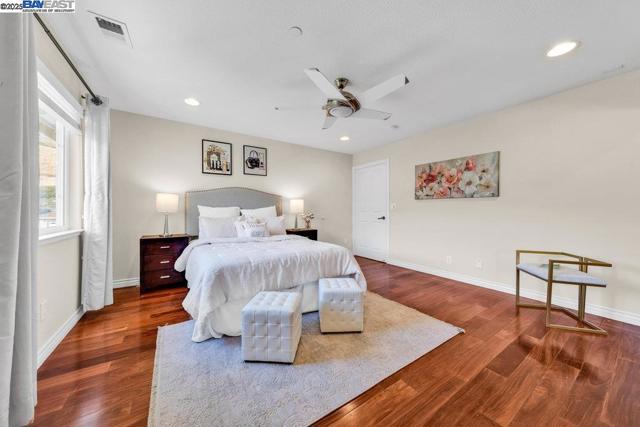 48912 Crown Ridge Cmn, Fremont CA: https://media.crmls.org/mediaz/f0de2a38-0a1e-4931-b70c-93cbaed6fc3e.jpg