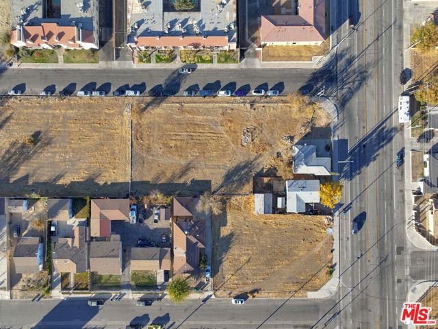 Image 12 of 40 For 38543 10th Street