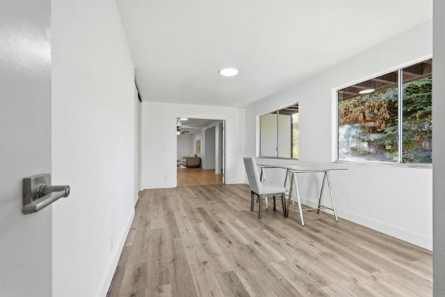 5603 Crow Canyon Road, Castro Valley CA: https://media.crmls.org/mediaz/f0dfc13b-5b4a-4d0a-a5ff-283487c020a0.jpg