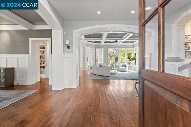 8 Julianna Court, Moraga CA: https://media.crmls.org/mediaz/f0dfc34f-16ba-45c1-a8c4-648da7372376.jpg
