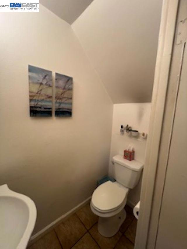 https://media.crmls.org/mediaz/f0e0c60e-4975-4213-8d83-c4c34732b32f.jpg?preset=X-Large