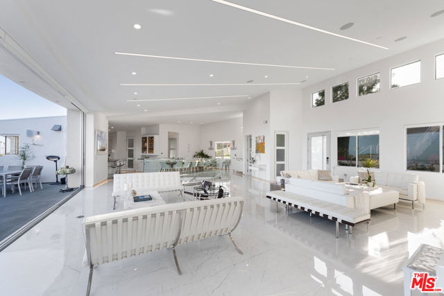 Drew Fenton | 28405 Via Acero Street Malibu CA | MLS: 7236869