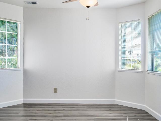 3460 Wine Cask Way, San Jose CA: https://media.crmls.org/mediaz/f0e1326c-9909-401c-9966-c864ede23079.jpg