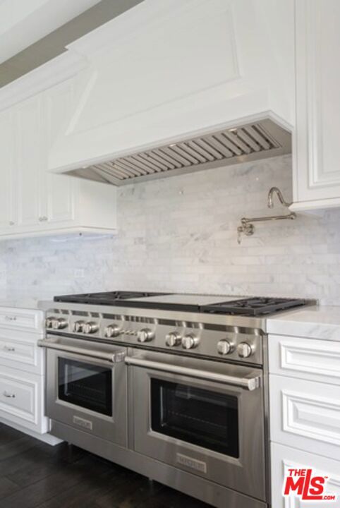 10338 Keswick Avenue, Los Angeles CA: https://media.crmls.org/mediaz/f0e1b1c3-1ac7-458a-b14e-6a3ac531fc9c.jpg