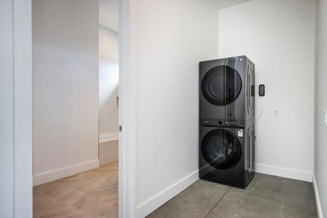 66050 Cottonwood Drive, Joshua Tree CA: https://media.crmls.org/mediaz/f0e2c8ec-8205-468e-af8c-d90b1f356e16.jpg