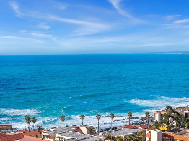 7811 Eads Ave, La Jolla, California 92037, 2 Bedrooms Bedrooms, ,2 BathroomsBathrooms,Condominium,For Sale,Eads Ave,250020509SD