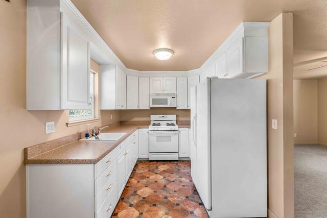 1116 17th Avenue, Redwood City CA: https://media.crmls.org/mediaz/f0e612f3-fd94-4817-90ad-508186e6e626.jpg