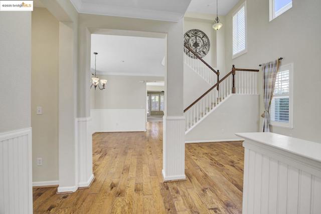 2743 Cathedral Cir, Brentwood CA: https://media.crmls.org/mediaz/f0e812d4-5f83-4458-b6db-2d4c4a755277.jpg