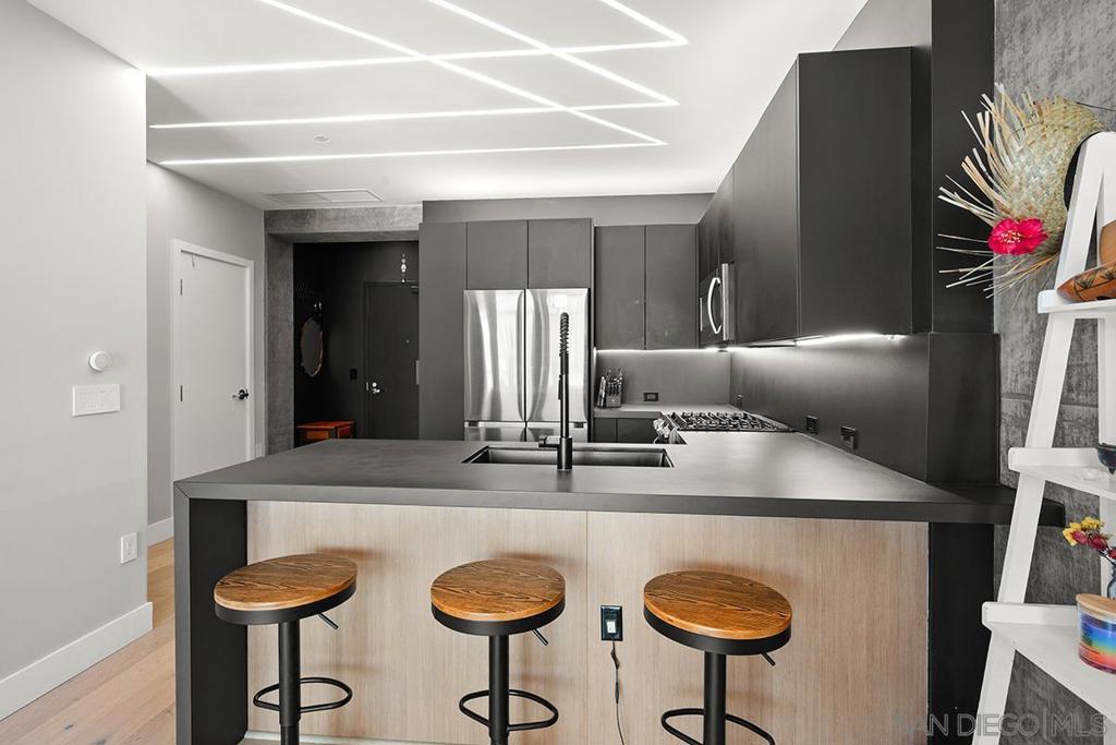 800 The Mark Ln - photo 18