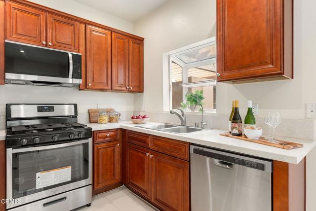 Detail Gallery Image 8 of 21 For 806 N Garfield Ave a,  Alhambra,  CA 91801 - 2 Beds | 2/1 Baths