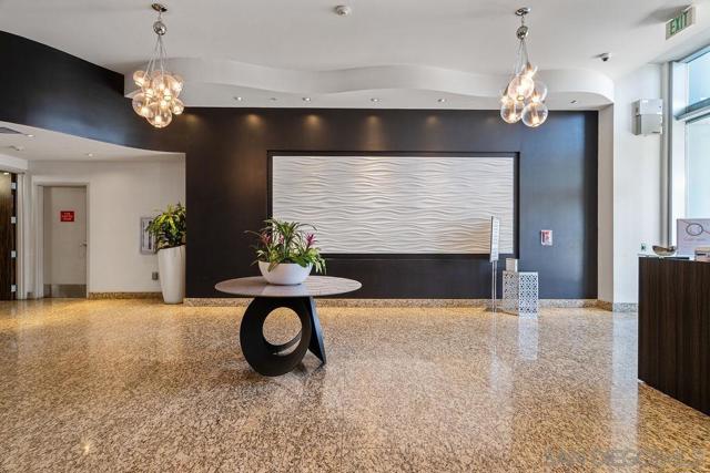 1080 Park Blvd, San Diego CA: https://media.crmls.org/mediaz/f0e9eb4b-a3a9-4d03-b6c1-908dd1aff625.jpg