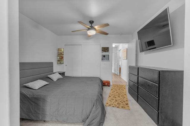 Image 51 of 64 For 52680 Avenida Martinez