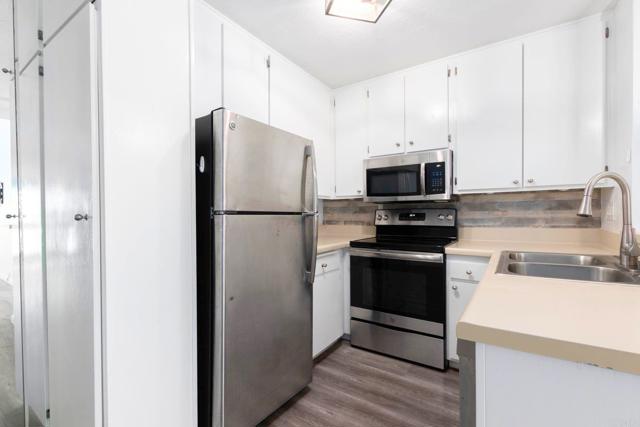 Detail Gallery Image 14 of 46 For 1885 Diamond St #329,  San Diego,  CA 92109 - 1 Beds | 1 Baths