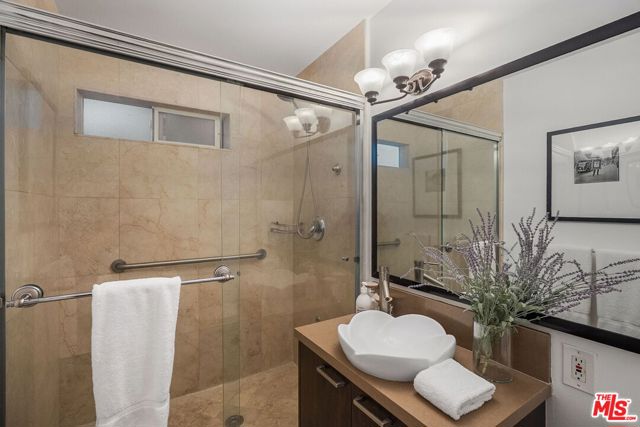 Image 31 of 61 For 1226 Chelsea Avenue