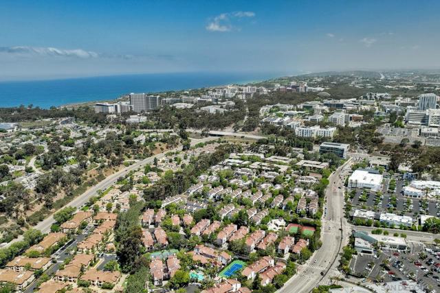 Image 48 of 49 For 8666 Villa La Jolla Drive  4