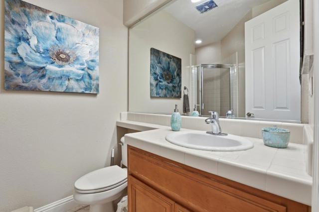 480 Winter Creek Way, Morgan Hill CA: https://media.crmls.org/mediaz/f0ed7bc9-5381-4594-a408-91055aa2511f.jpg