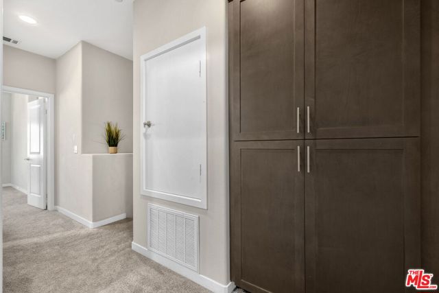 746 Farrier Way, Upland CA: https://media.crmls.org/mediaz/f0ef190e-e289-41b4-a133-325d1d7b4833.jpg