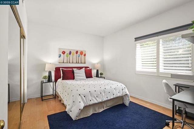 125 Coriander Ct, San Ramon CA: https://media.crmls.org/mediaz/f0ef1dee-fdb7-4555-807d-60ed87dc6919.jpg