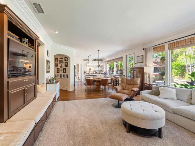 3424 CAMINO ALEGRE, Carlsbad CA: https://media.crmls.org/mediaz/f0f05a51-273a-4a43-990b-98fd830b4120.jpg