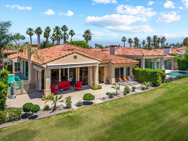 79765 Liga, La Quinta CA: https://media.crmls.org/mediaz/f0f087e8-ca37-43a0-849b-16aa3641017c.jpg