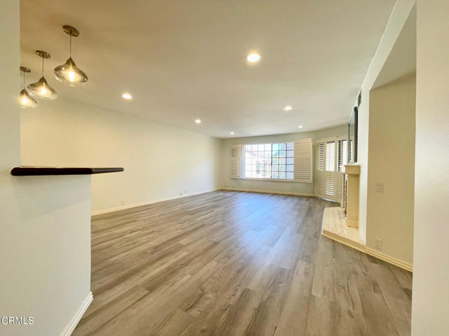 Detail Gallery Image 4 of 40 For 726 Island View Cir, Port Hueneme,  CA 93041 - 2 Beds | 2 Baths