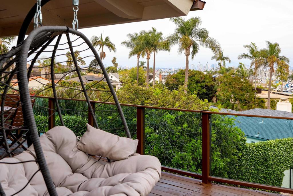 MLS #250037348SD image #11