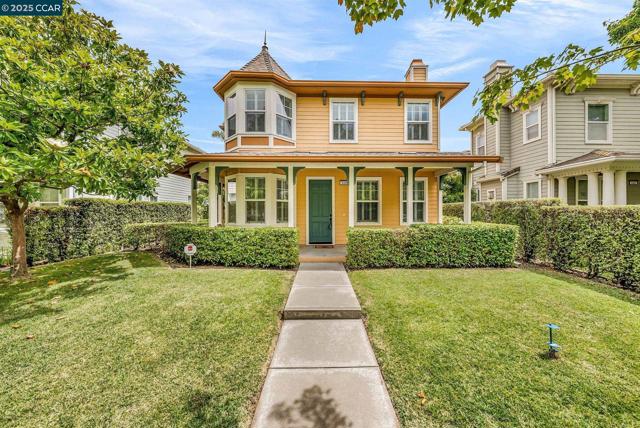 630 Oscar St, Vallejo CA: https://media.crmls.org/mediaz/f0f199d2-64f1-433a-9b23-a13e4a254e45.jpg