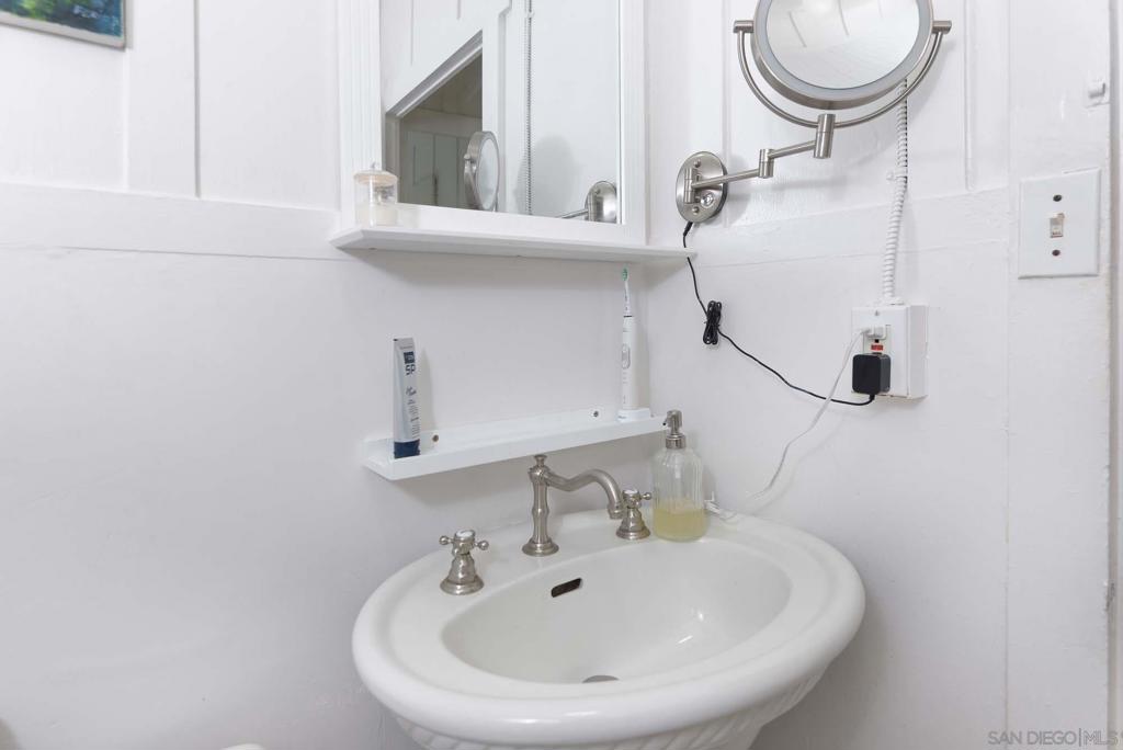 7979 Prospect Pl - photo 15