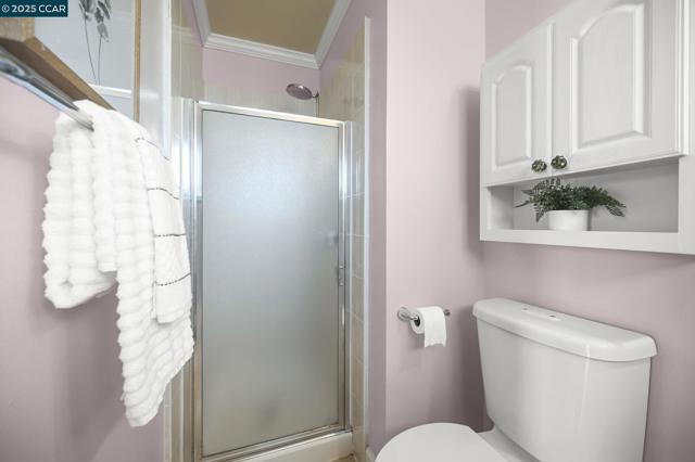 427 Dale Rd, Martinez CA: https://media.crmls.org/mediaz/f0f2268d-f13a-4a1b-a7f6-dbb3bdaf6d74.jpg