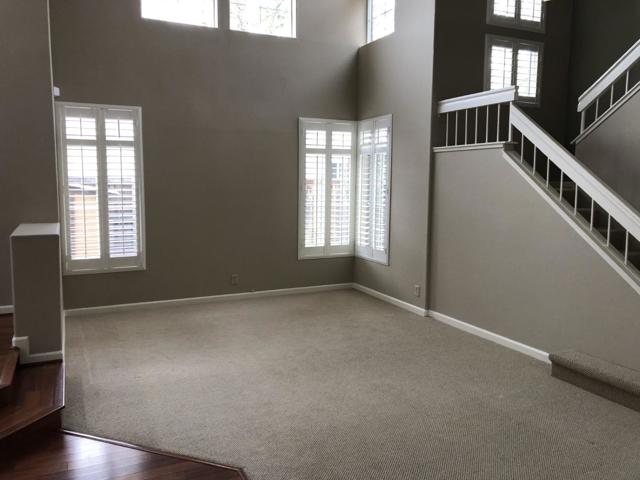 17588 River Run Road, Salinas CA: https://media.crmls.org/mediaz/f0f2ffef-89db-4821-b9bc-0859e1b7dcfe.jpg
