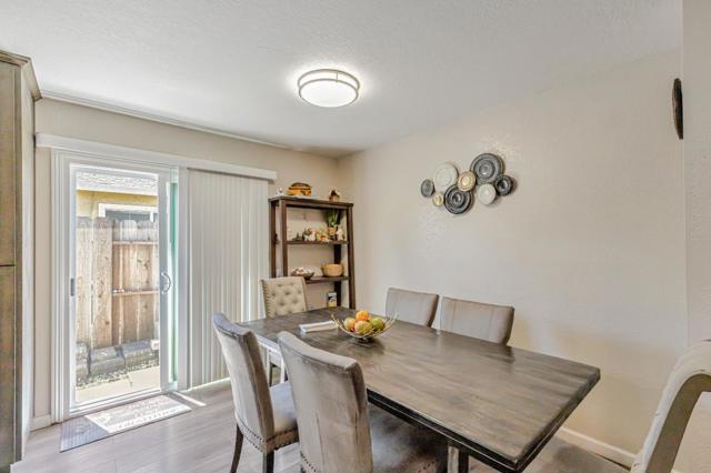 8180 Forest Street, Gilroy CA: https://media.crmls.org/mediaz/f0f3350e-22a5-4bba-b920-c0942fa8aac2.jpg