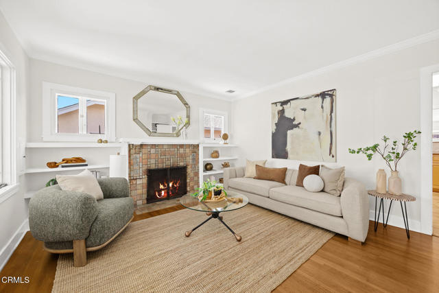 1309 Sinaloa Avenue, Pasadena CA: https://media.crmls.org/mediaz/f0f4affd-5369-4530-95aa-936b5f9ac97d.jpg