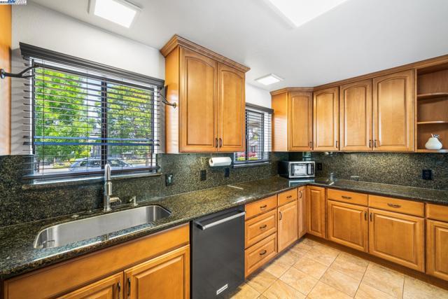 3819 California Way, Livermore CA: https://media.crmls.org/mediaz/f0f4c613-9684-494f-9e87-cfb52969a08f.jpg