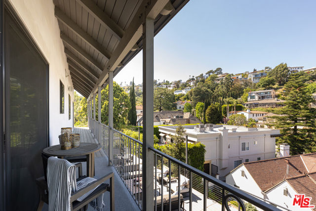 3360 Ley Drive, Los Angeles CA: https://media.crmls.org/mediaz/f0f599e3-eb2f-437f-aa95-d783a507bd3c.jpg