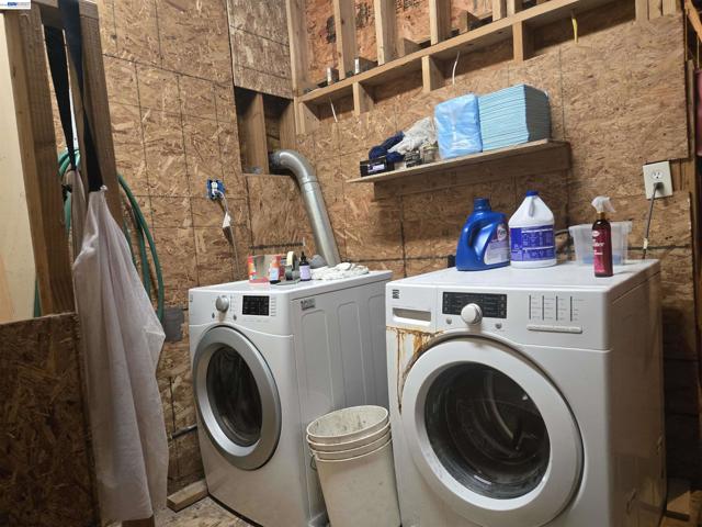 Image 24 of 29 For 1345 53rd Ave