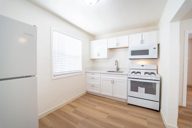 Image 13 of 23 For 1227 Coolidge Avenue