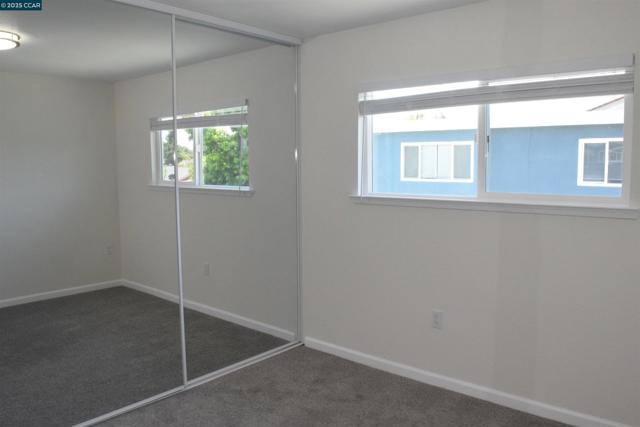 2518 Manchester Ave, San Pablo CA: https://media.crmls.org/mediaz/f0f729eb-da95-4b1f-a0fc-b5596e7c2f7e.jpg
